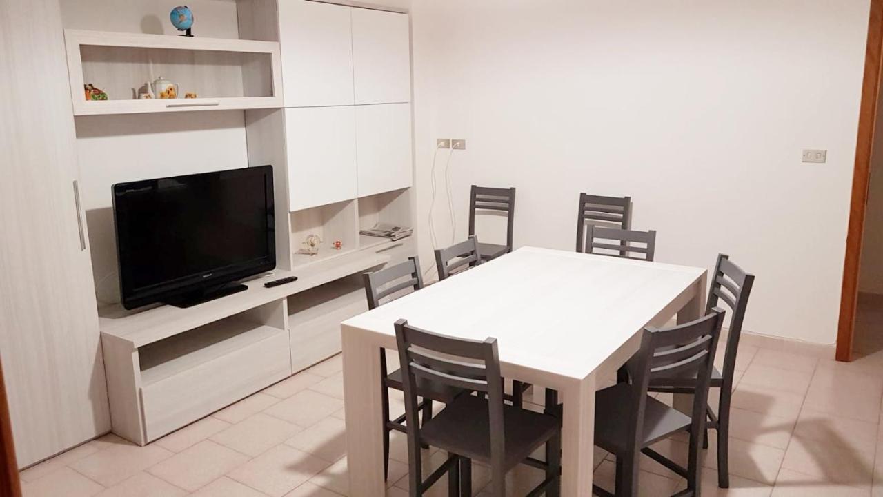 Casa Di Gigi- Comodo Appartamento In Galatina Extérieur photo