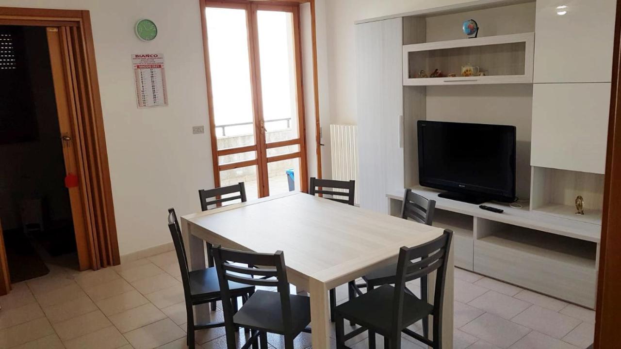 Casa Di Gigi- Comodo Appartamento In Galatina Extérieur photo